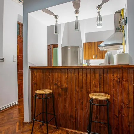 Apartment Savoya *